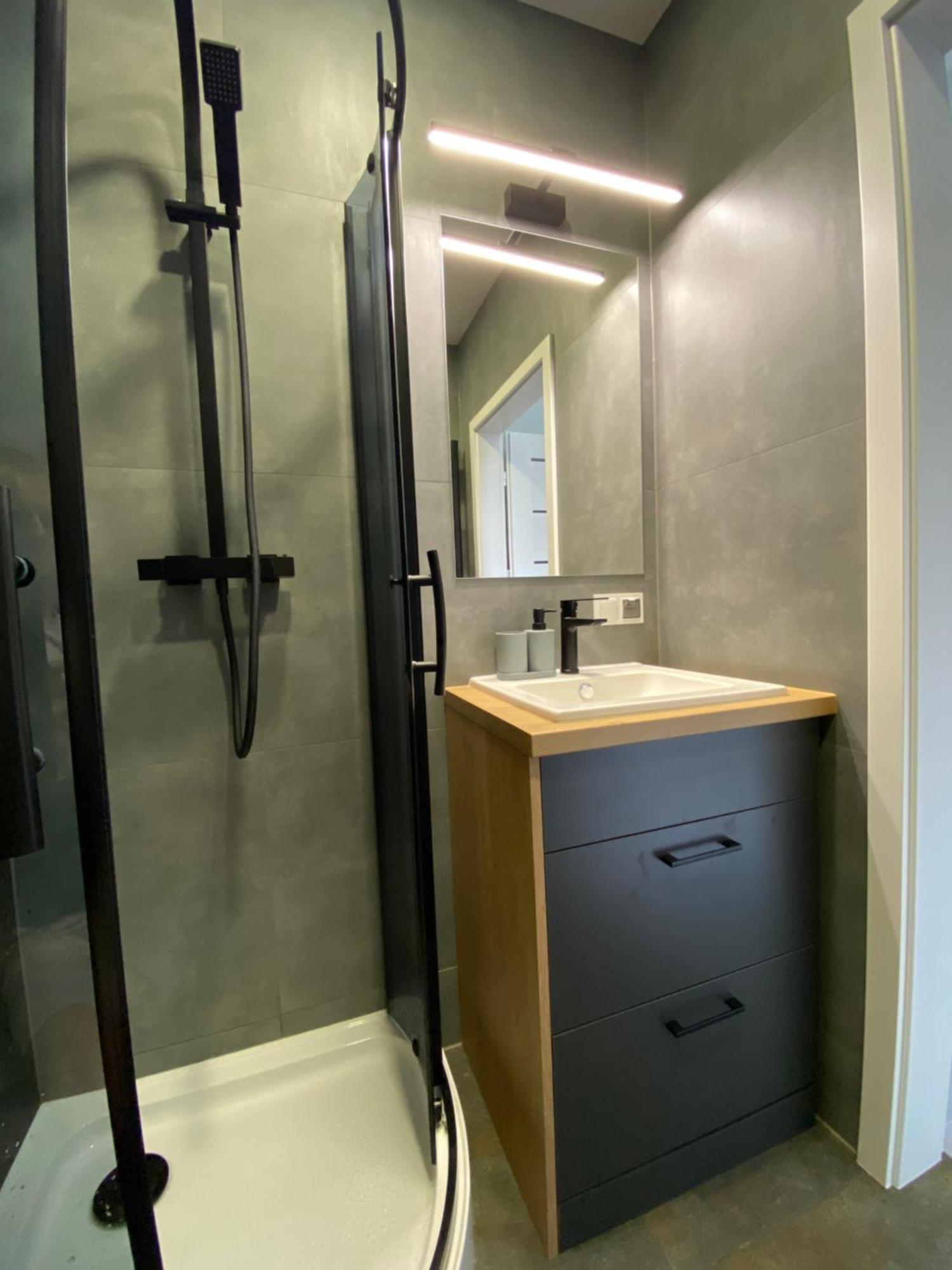Apartament Mini Max キェルツェ エクステリア 写真
